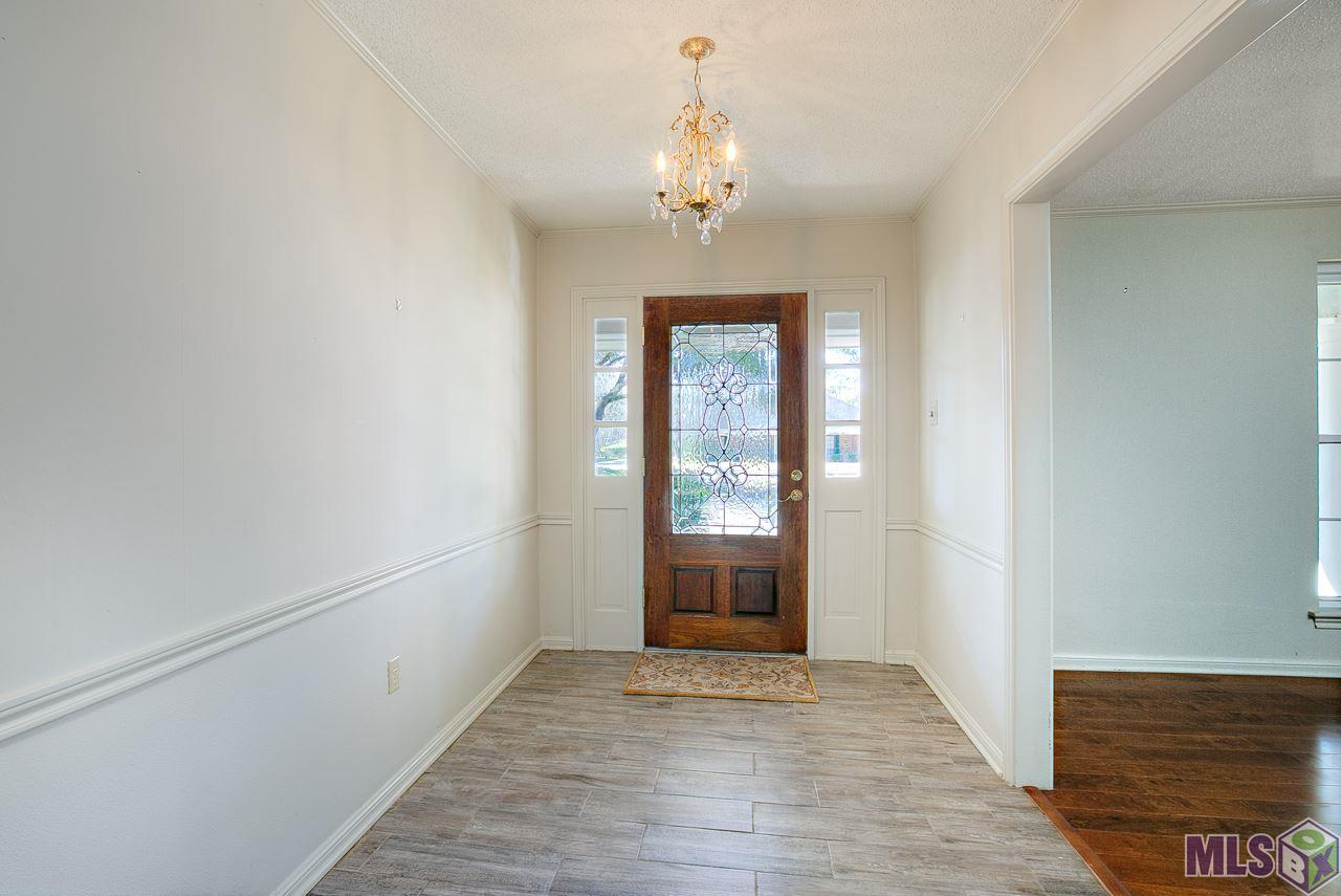 3109 Woodland Ridge Boulevard Baton Rouge, LA 70816 - Photo 9 of 18 Gallery Image 9