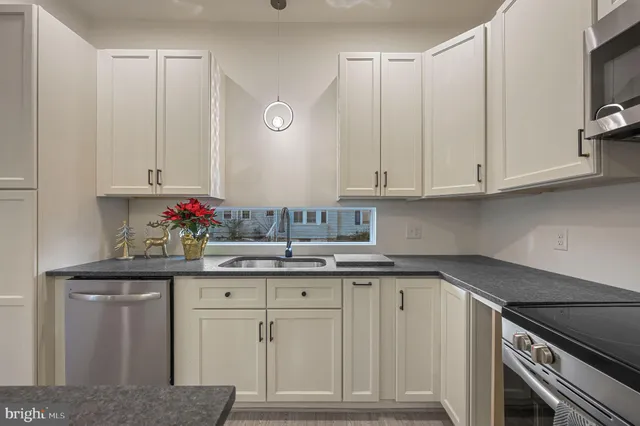 $469,900 | 410 West Street, Clayton, DE 19938