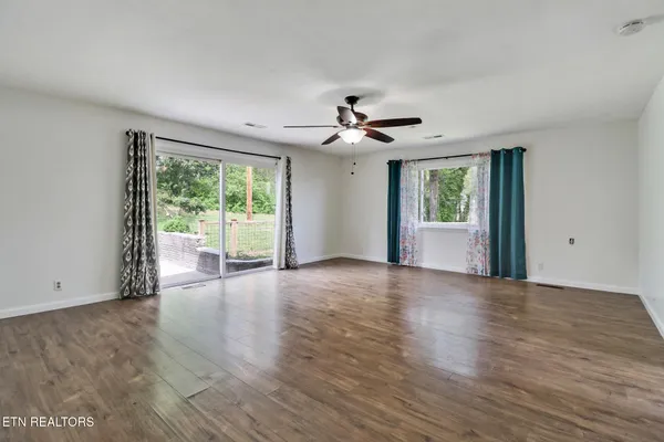 $360,000 | 119 East Magnolia Lane, Oak Ridge, TN 37830