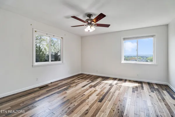 $360,000 | 119 East Magnolia Lane, Oak Ridge, TN 37830