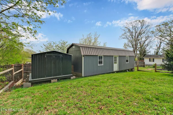 $360,000 | 119 East Magnolia Lane, Oak Ridge, TN 37830