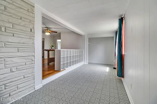 $360,000 | 119 East Magnolia Lane, Oak Ridge, TN 37830