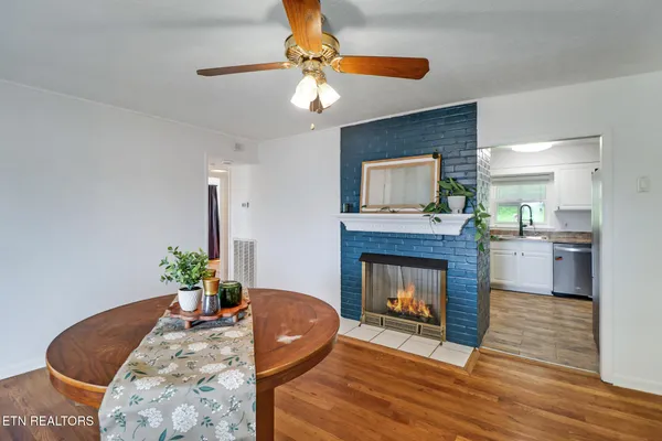 $360,000 | 119 East Magnolia Lane, Oak Ridge, TN 37830