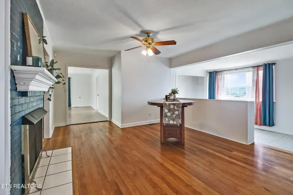 $360,000 | 119 East Magnolia Lane, Oak Ridge, TN 37830