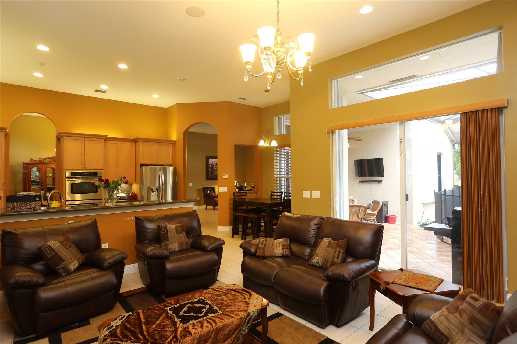 4808 Southwest 183rd Avenue Miramar, FL 33029 - Photo 7 of 24 Photo 9