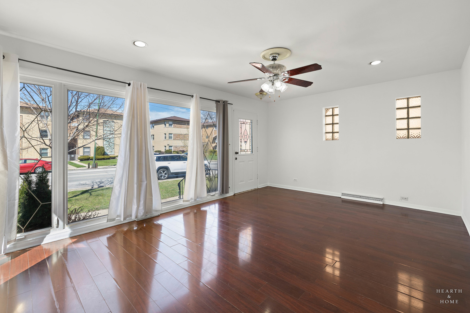 7615 West Addison Street Chicago, IL 60634 - Photo 3 of 37