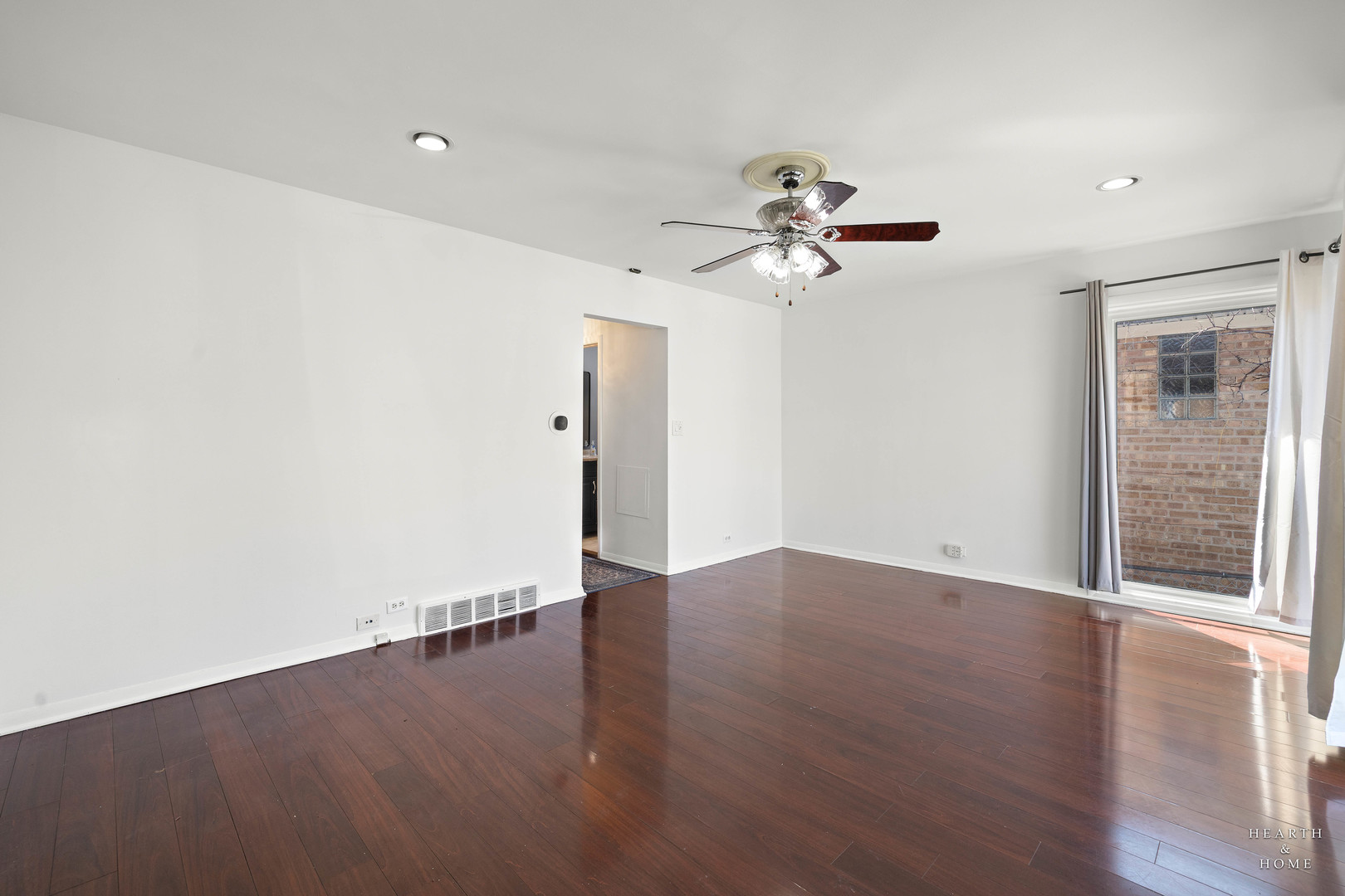 7615 West Addison Street Chicago, IL 60634 - Photo 5 of 37