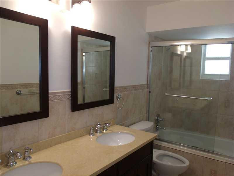 13730 Southwest 105th Street Miami, FL 33186 - Photo 12 of 25 Bathroom
