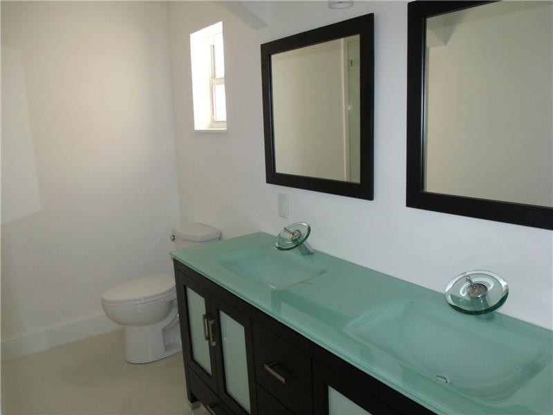 13730 Southwest 105th Street Miami, FL 33186 - Photo 16 of 25 Master Bath/Spa