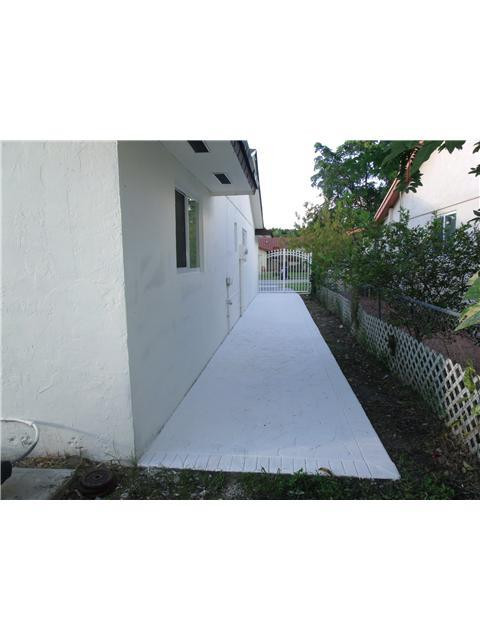 13730 Southwest 105th Street Miami, FL 33186 - Photo 22 of 25 Exterior Back