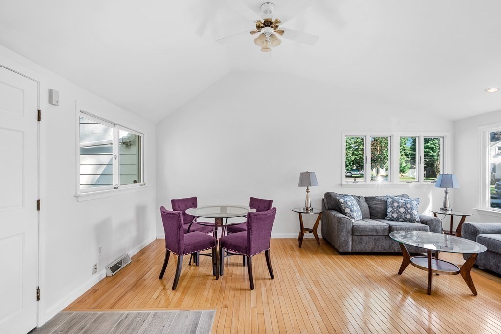 3 Drummond Road Stoneham, MA 02180 - Photo 8 of 24 Gallery Image 8