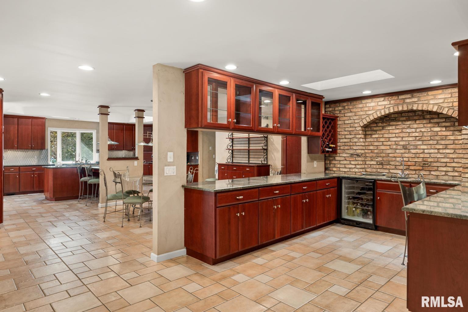 11900 North Hickory Grove Road Dunlap, IL 61525 - Photo 12 of 91