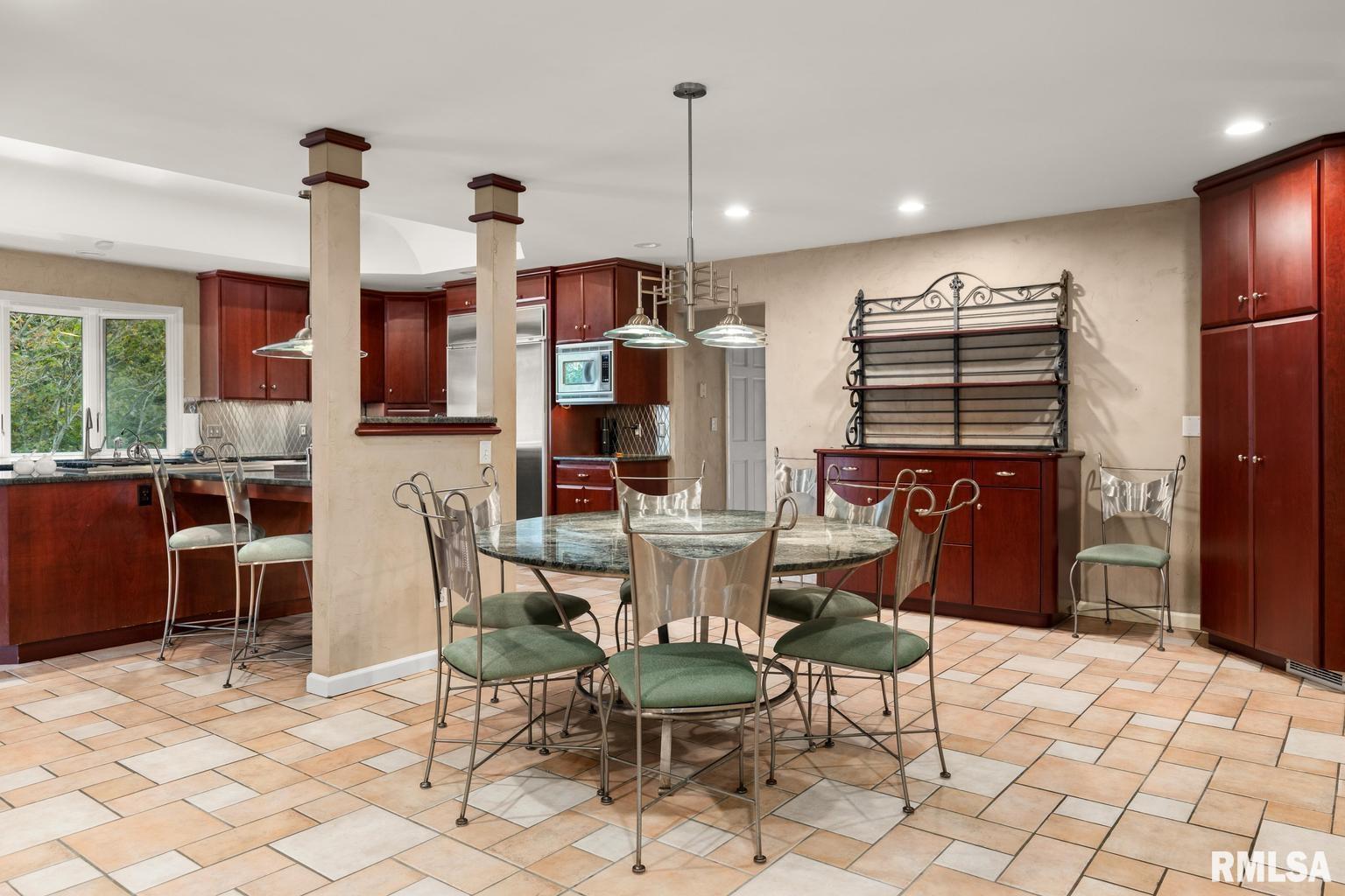 11900 North Hickory Grove Road Dunlap, IL 61525 - Photo 13 of 91