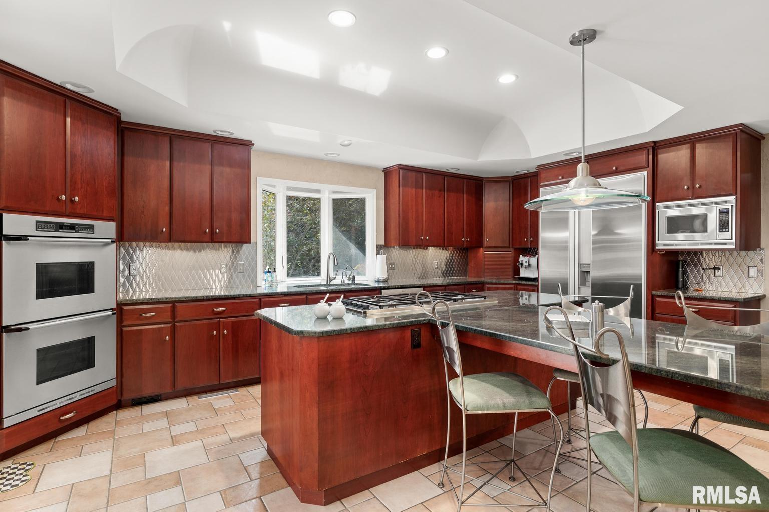 11900 North Hickory Grove Road Dunlap, IL 61525 - Photo 16 of 91