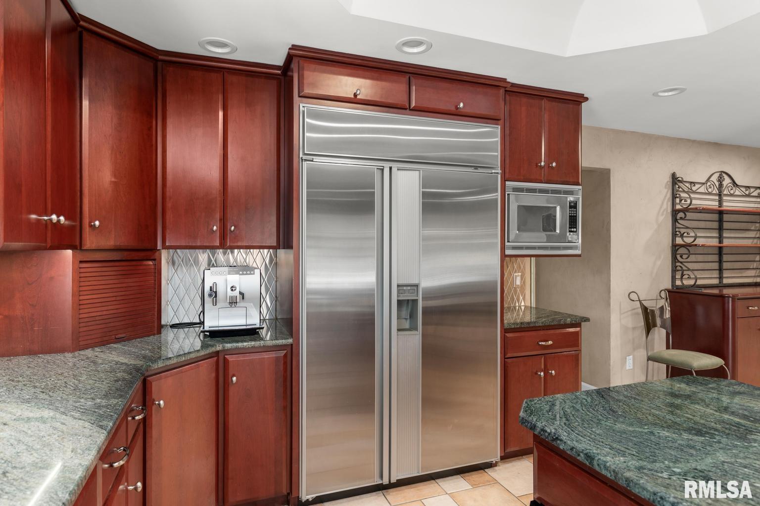 11900 North Hickory Grove Road Dunlap, IL 61525 - Photo 17 of 91