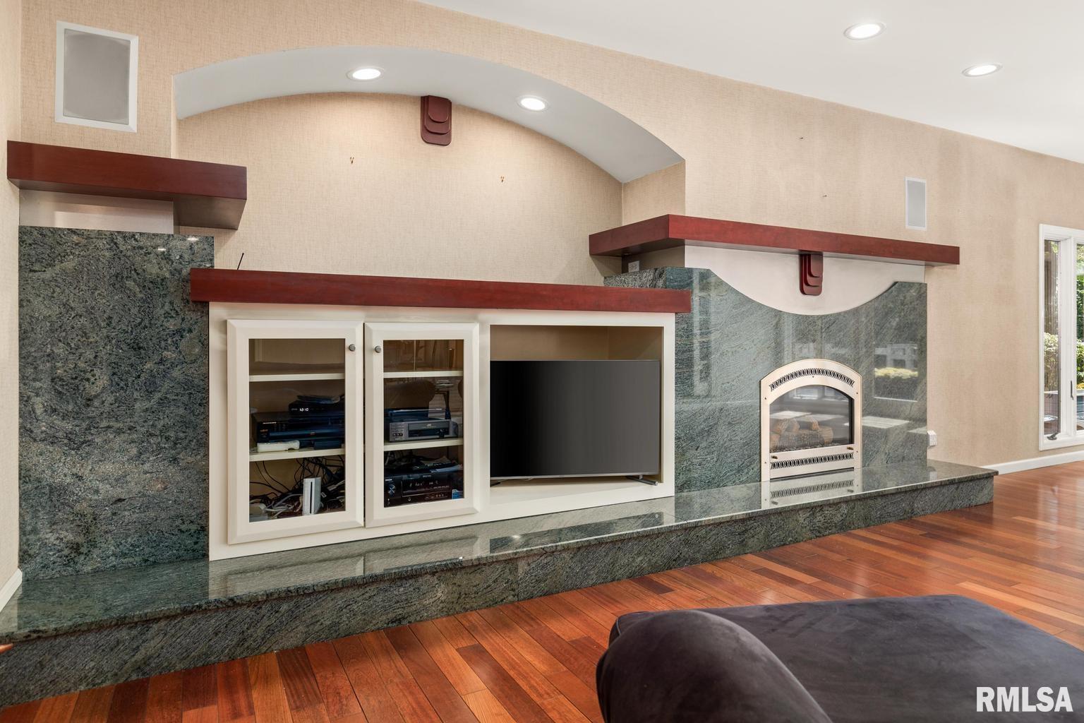 11900 North Hickory Grove Road Dunlap, IL 61525 - Photo 24 of 91