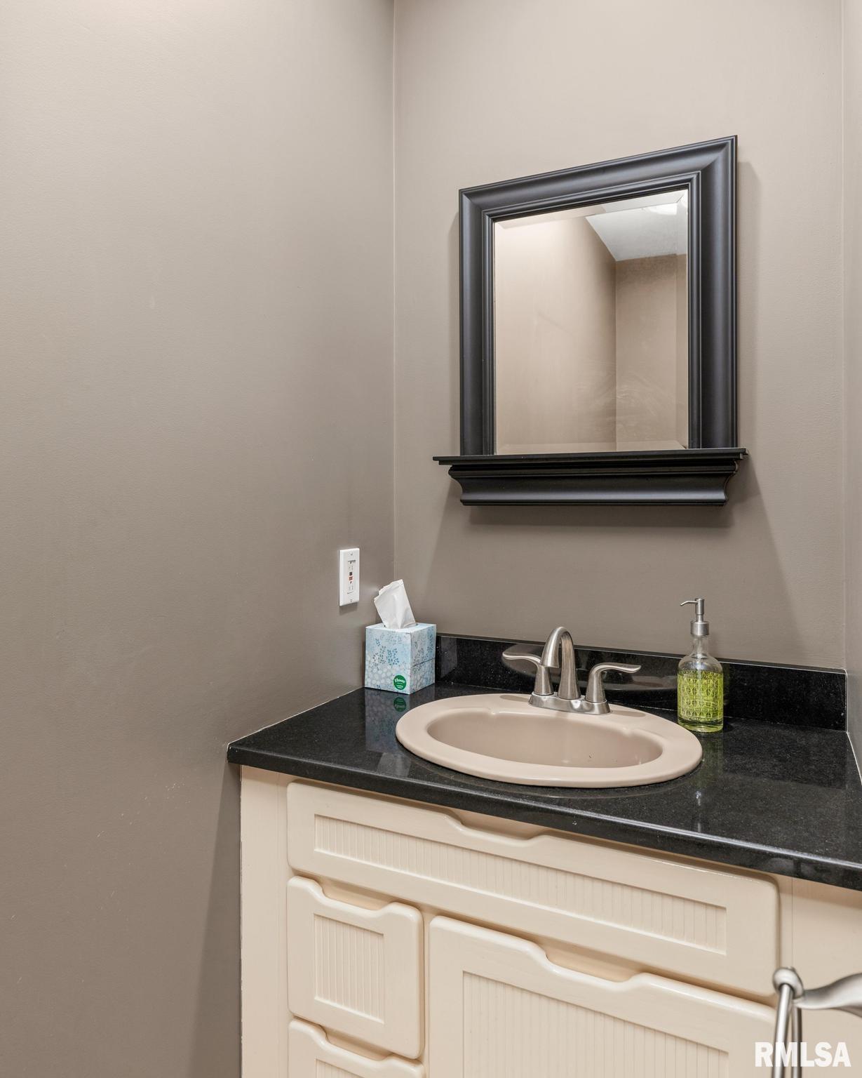 11900 North Hickory Grove Road Dunlap, IL 61525 - Photo 44 of 91