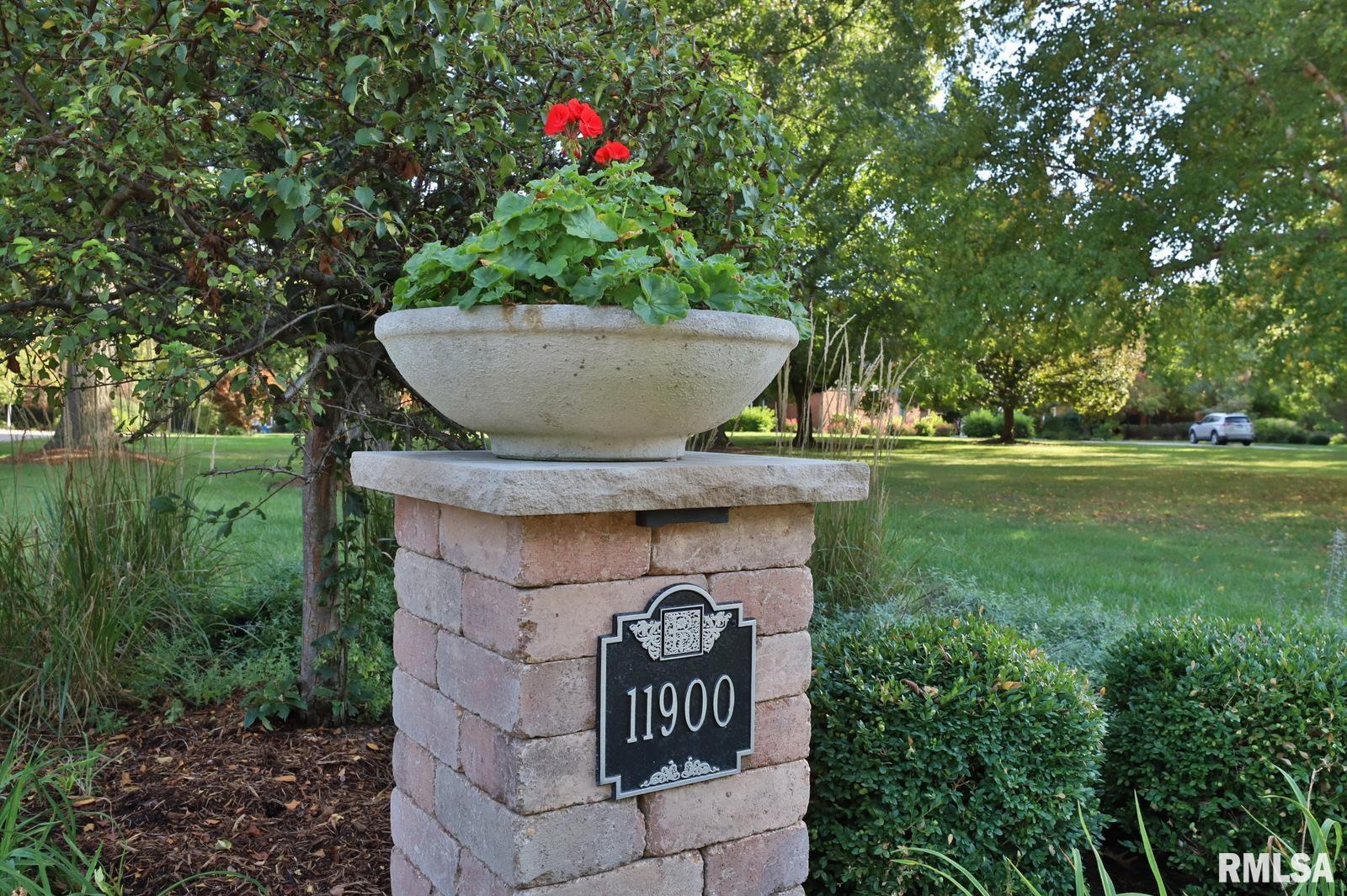 11900 North Hickory Grove Road Dunlap, IL 61525 - Photo 7 of 91