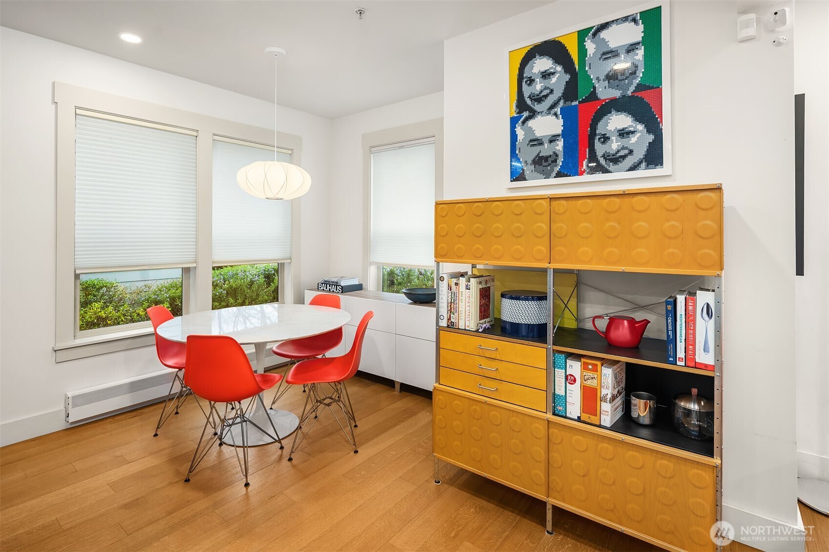 107 23rd Avenue, Unit A Seattle, WA 98122 - Photo 5 of 29 a living room with furniture and a window