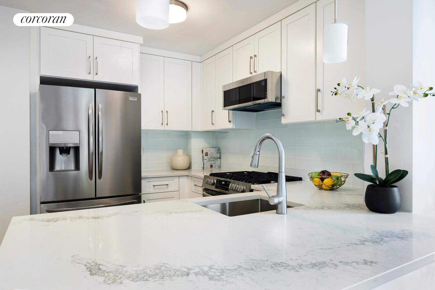 23-16 31st Avenue, Unit PHB Queens, NY 11106 - Photo 2 of 10