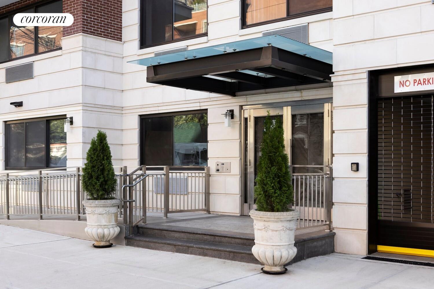 23-16 31st Avenue, Unit PHB Queens, NY 11106 - Photo 3 of 10