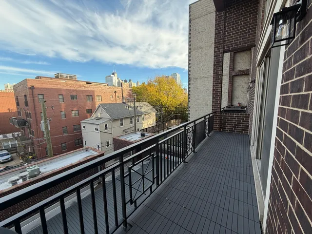 $6,500 | 1347 North Sedgwick Street, Unit 4N, Chicago, IL 60610