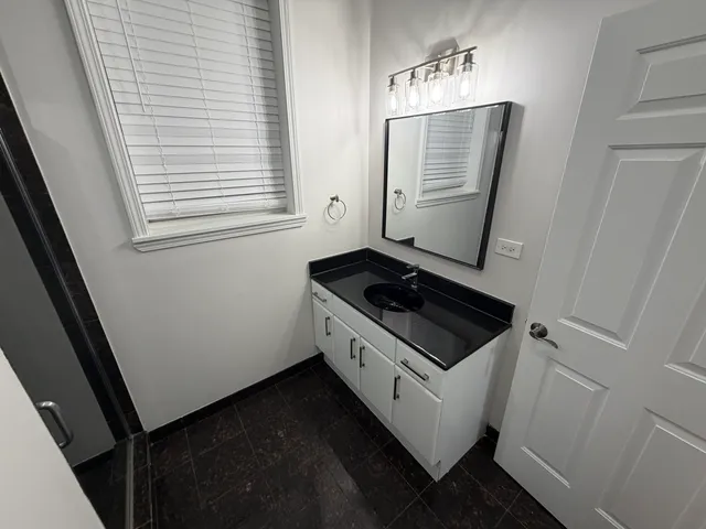 $6,500 | 1347 North Sedgwick Street, Unit 4N, Chicago, IL 60610