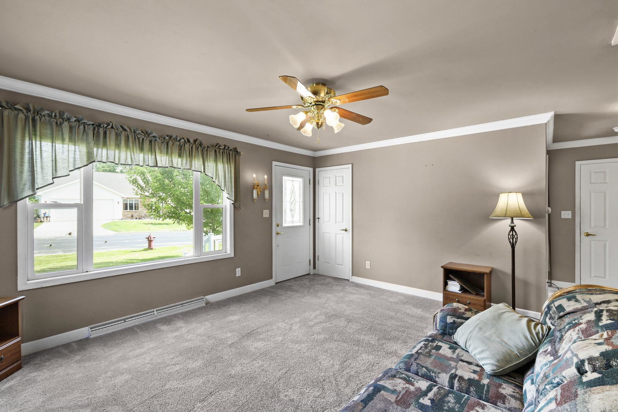 117 West Street Dane, WI 53529 - Photo 8 of 37