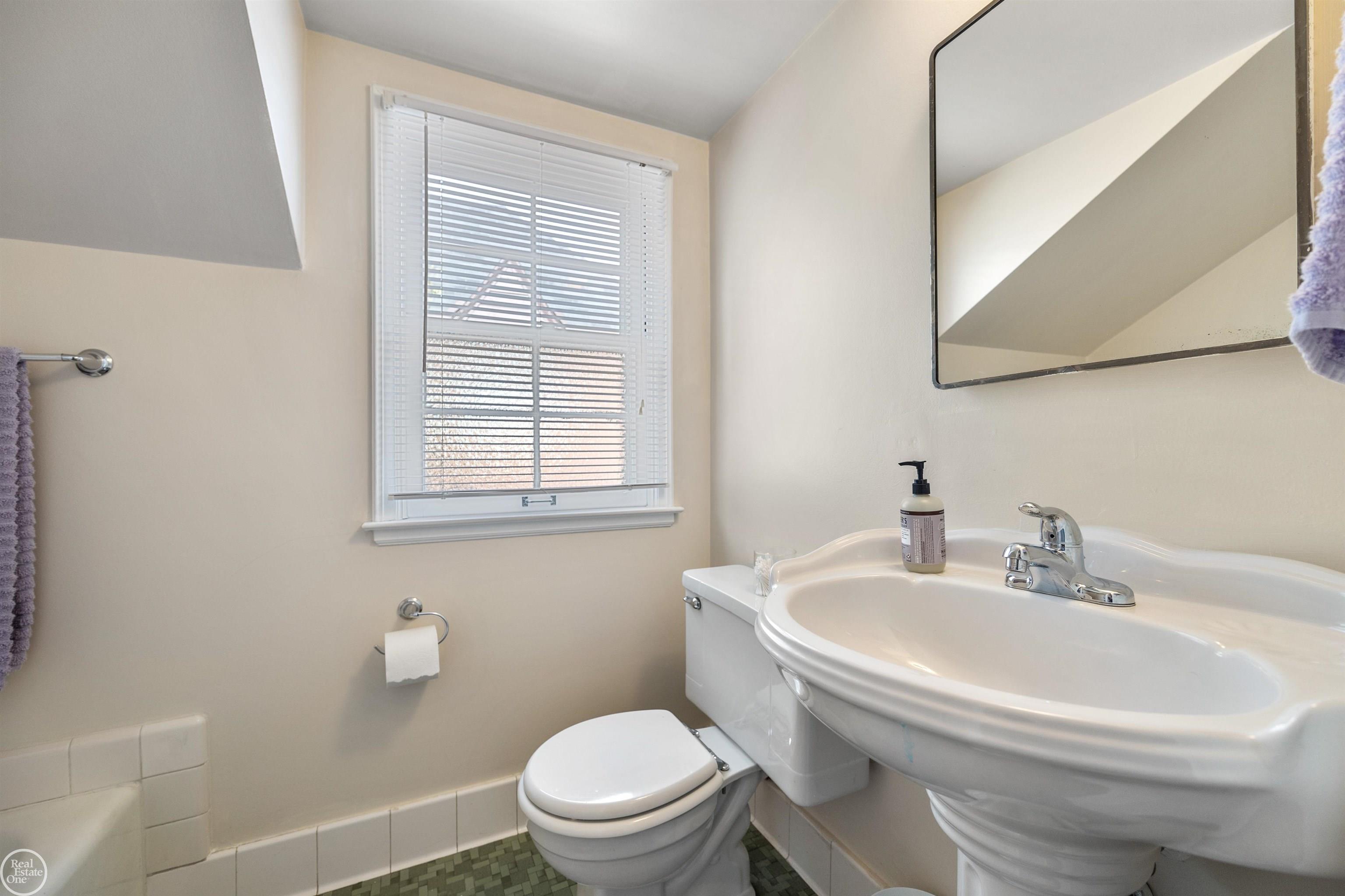 704 Pemberton Road Grosse Pointe Park, MI 48230 - Photo 41 of 75