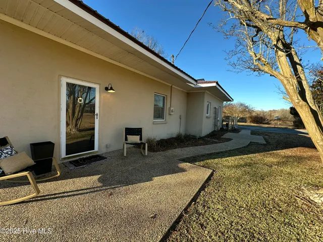 $375,000 | 111 Asbury Road, Cove City, NC 28523