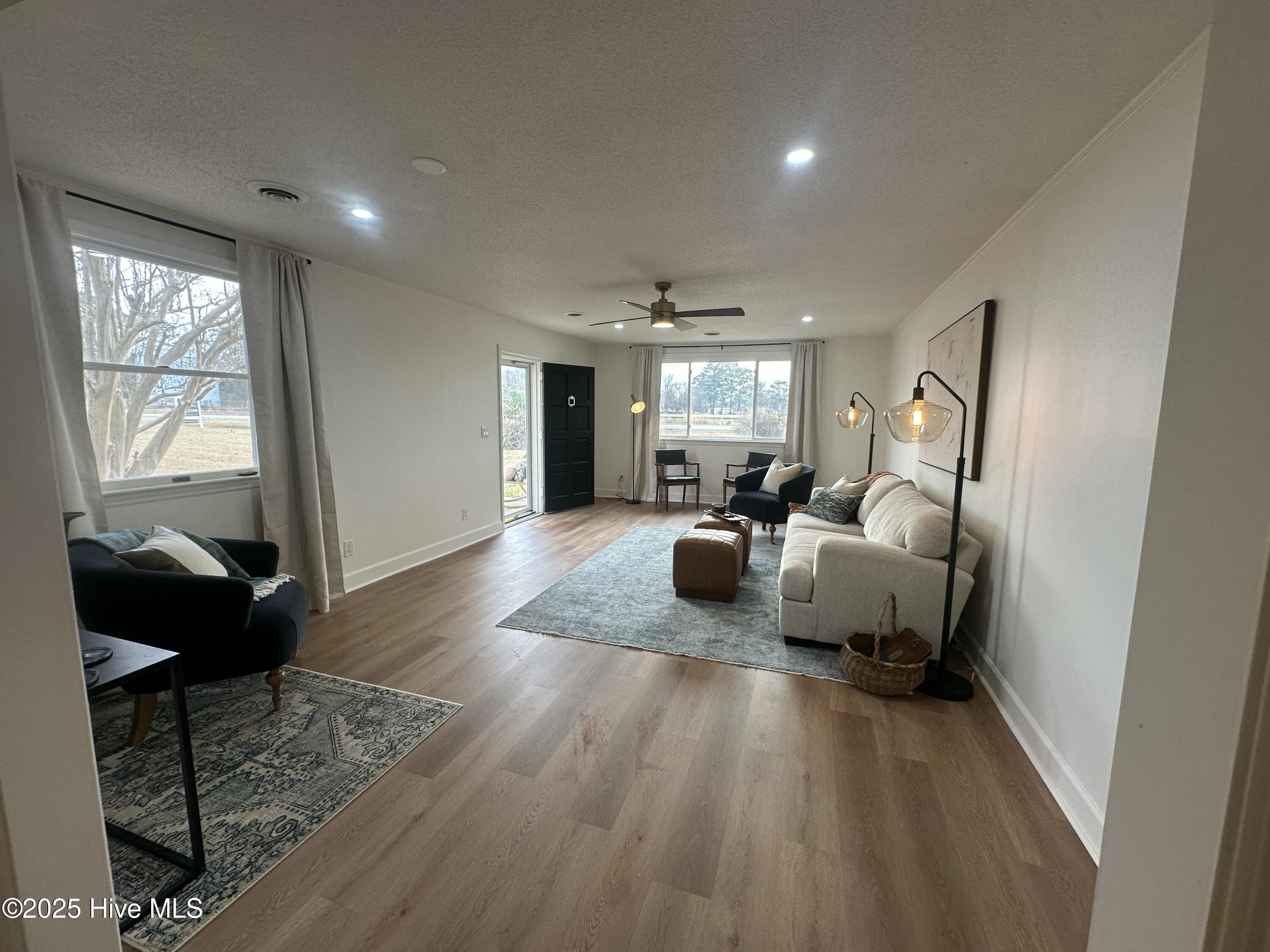 111 Asbury Road Cove City, NC 28523 - Photo 7 of 52 Living room from kitchen/hall