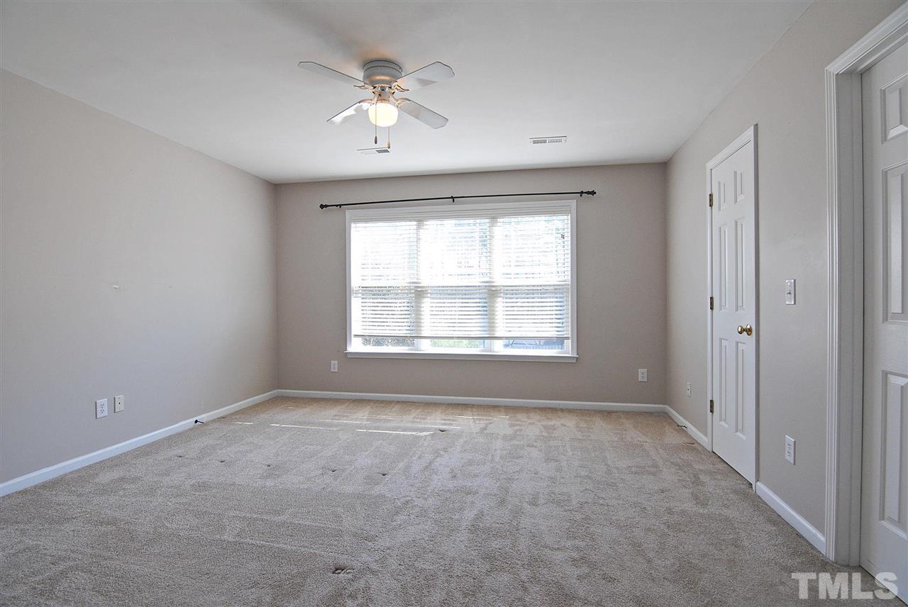 1815 Barngate Way Raleigh, NC 27614 - Photo 12 of 19 Gallery Image 12