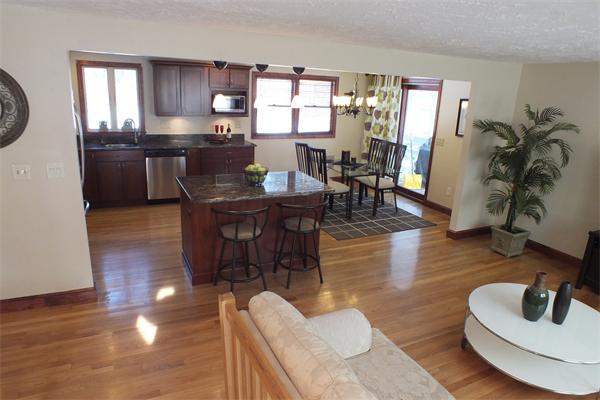 23 Long Meadow Road Chelmsford, MA 01824 - Photo 4 of 23 Gallery Image 4