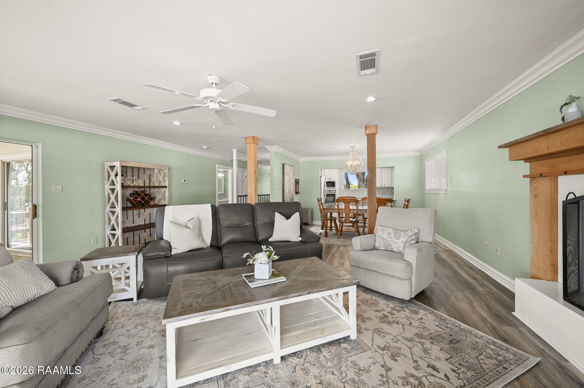 6290 False River Road Oscar, LA 70762 - Photo 14 of 32 Upstairs Living 3