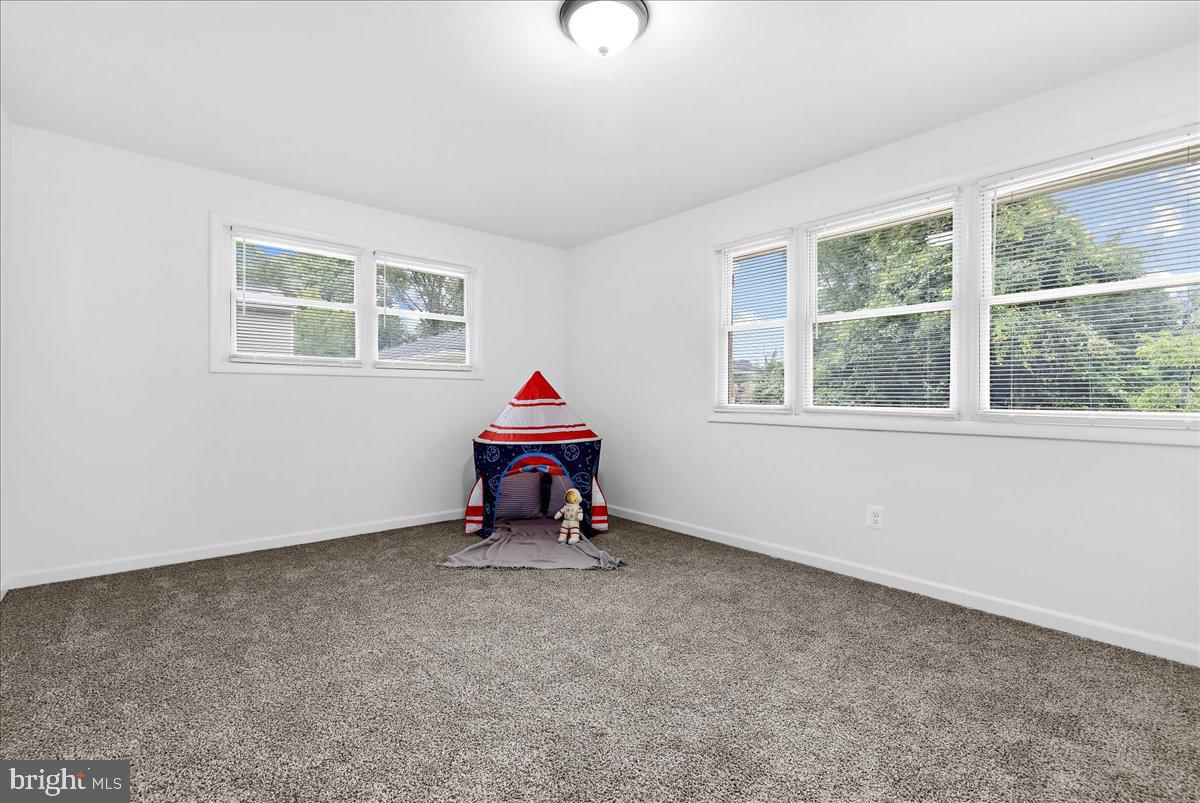 624 Sutton Drive Pasadena, MD 21122 - Photo 25 of 64 Main Level Bedroom 2
