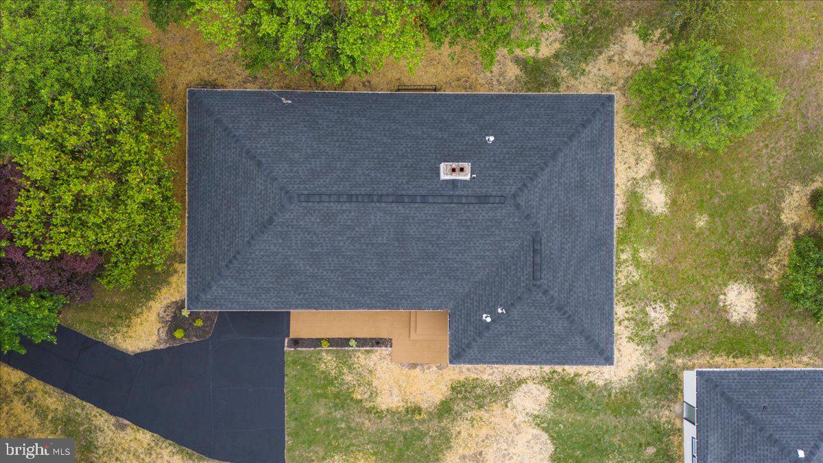 624 Sutton Drive Pasadena, MD 21122 - Photo 53 of 64 House Drone View
