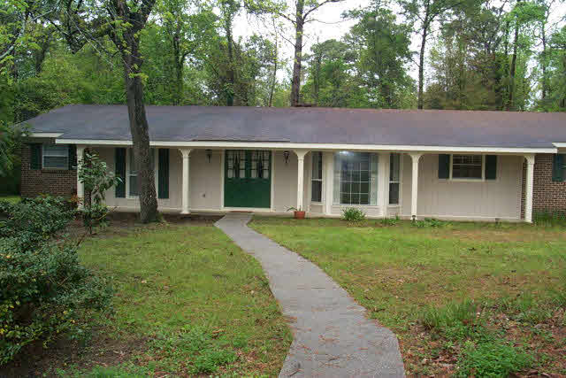 520 Southern Way Daphne, AL 36527 - Photo 1 of 18