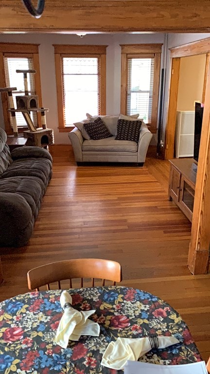 39 Ridgewood Avenue Holyoke, MA 01040 - Photo 25 of 26 Gallery Image 25