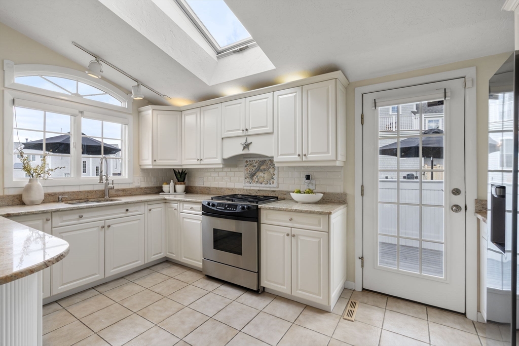 446 Barlows Landing Road Bourne, MA 02559 - Photo 11 of 42