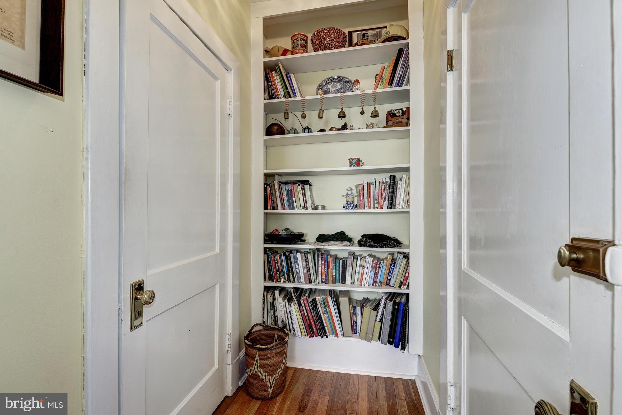 3409 29th Street Northwest, Unit 13 Washington, DC 20008 - Photo 7 of 21 Interior (General)