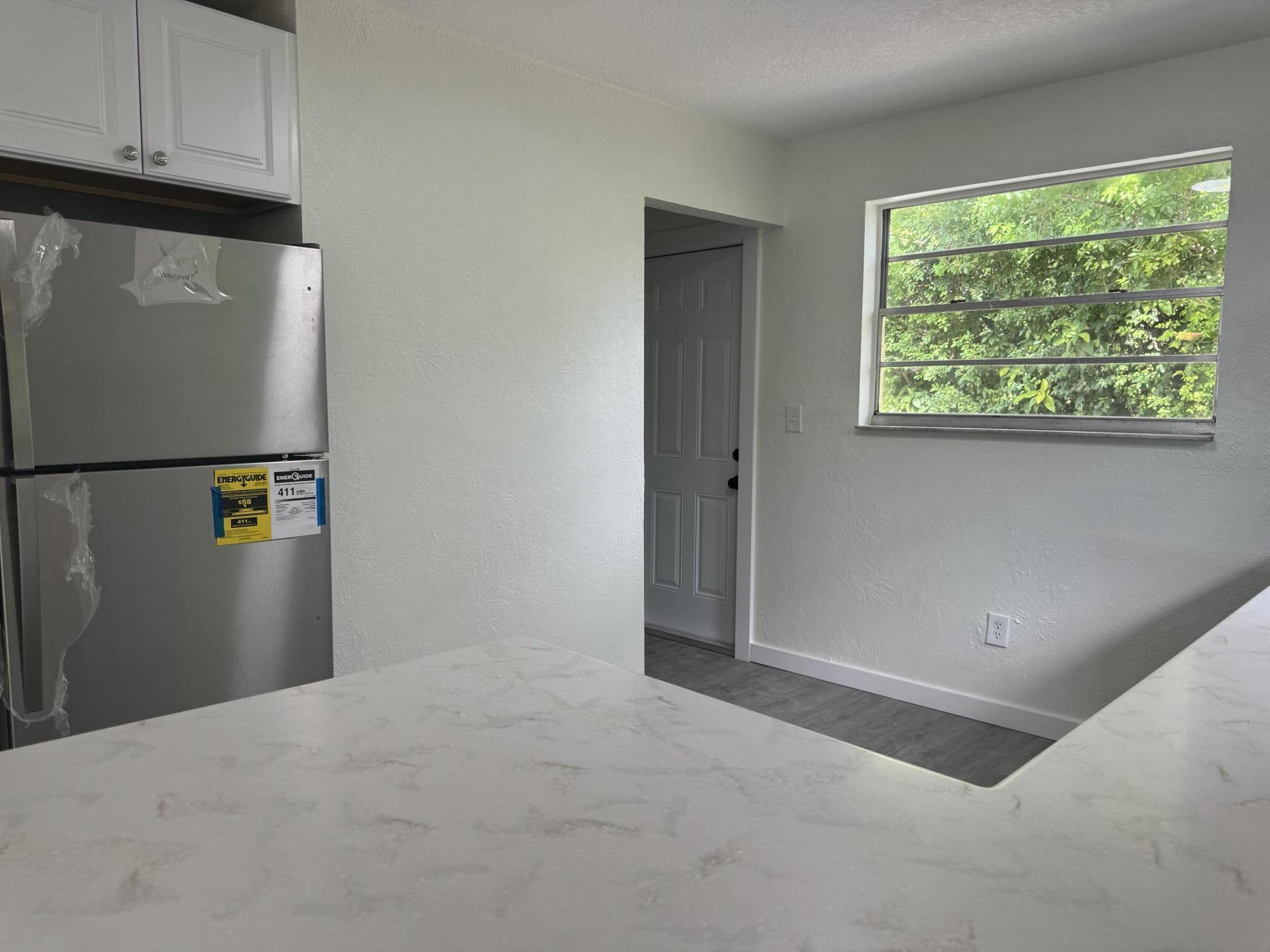 220 West Indies Road Tavernier, FL 33070 - Photo 7 of 40 KITCHEN 220