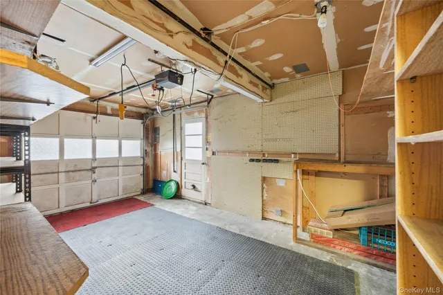 $699,999 | 10 Moorea Court, Garnerville, NY 10923