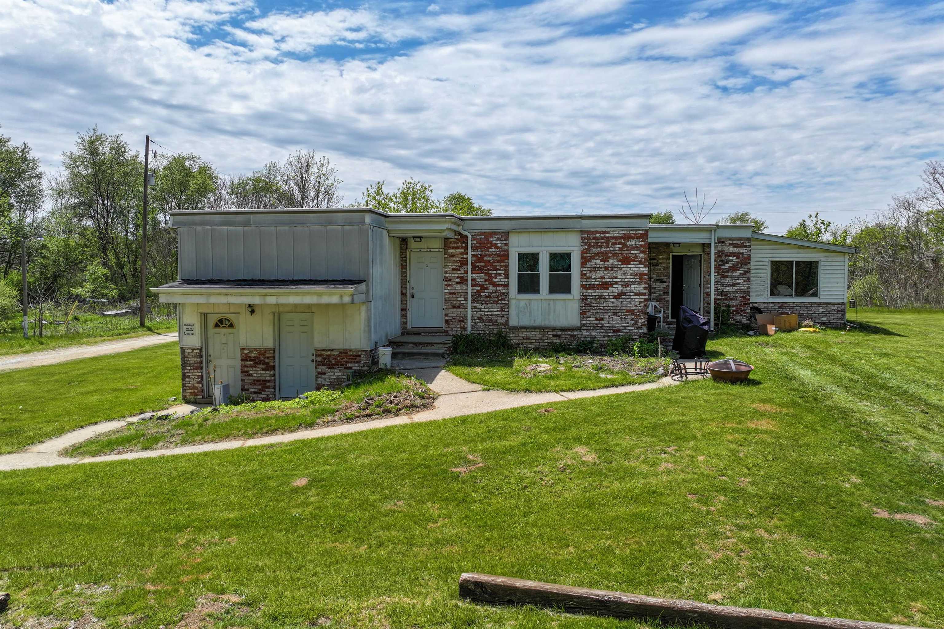 10149 Corunna Road, Unit 1 Swartz Creek, MI 48473 - Photo 1 of 13