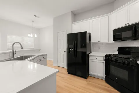 $285,000 | 6011 Elton Knolls Street, Katy, TX 77449