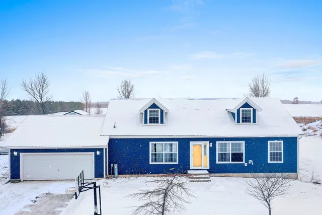$379,900 | W5221 Loucks Road, Peshtigo, WI 54157