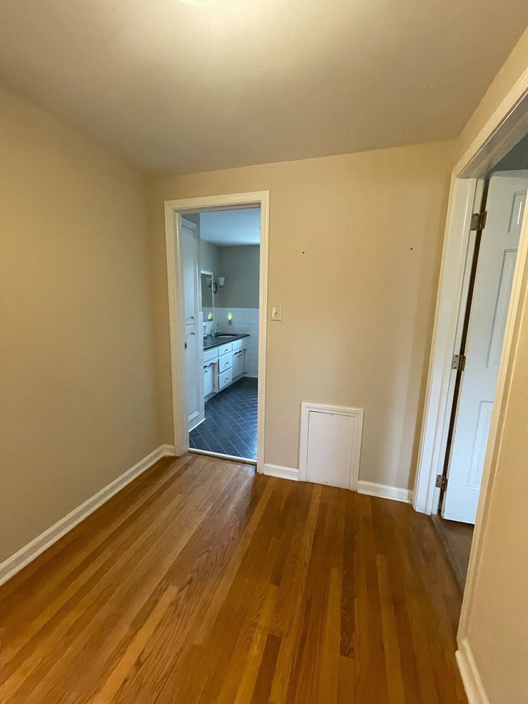 7210 Larkshall Road Indianapolis, IN 46250 - Photo 21 of 45 Gallery Image 21