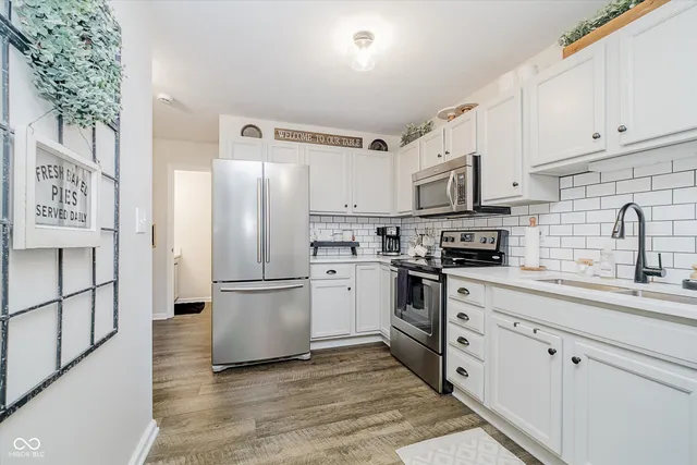 $260,000 | 8292 Enclave Boulevard, Fishers, IN 46038