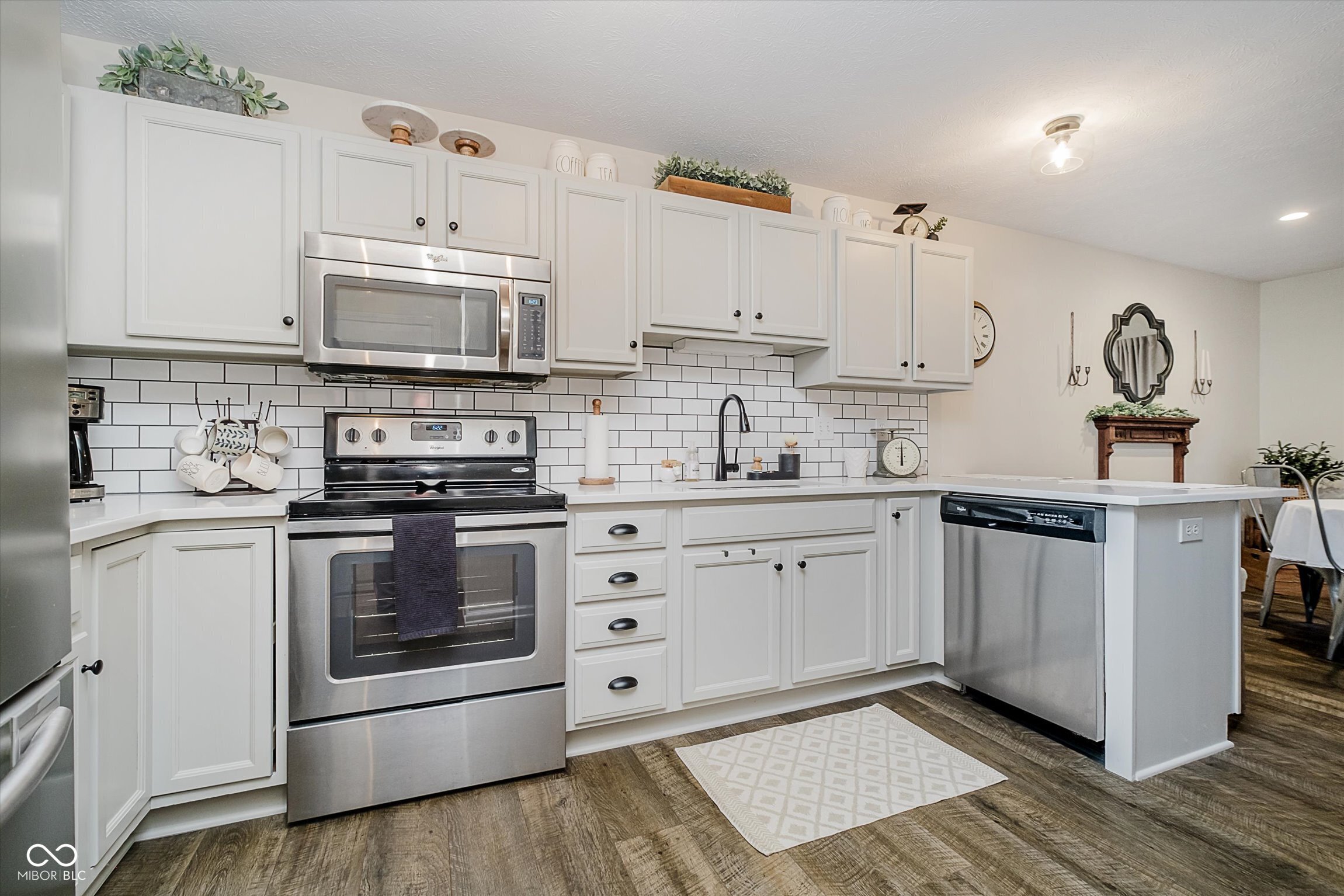 8292 Enclave Boulevard Fishers, IN 46038 - Photo 14 of 31