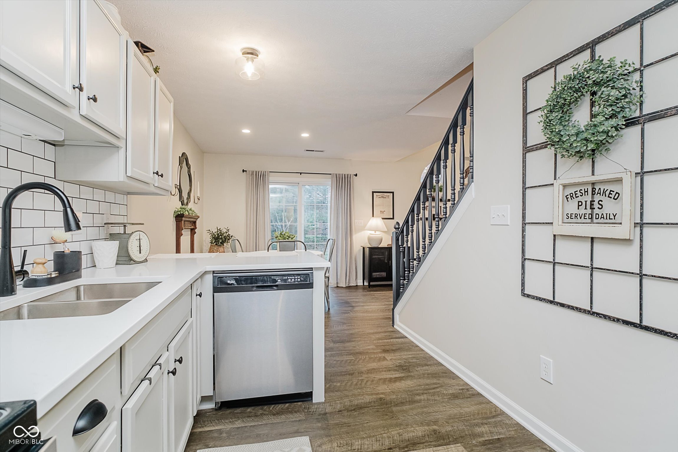 8292 Enclave Boulevard Fishers, IN 46038 - Photo 15 of 31