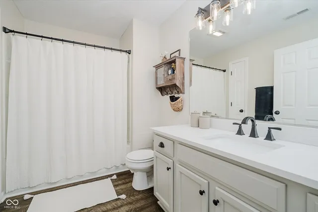 $260,000 | 8292 Enclave Boulevard, Fishers, IN 46038